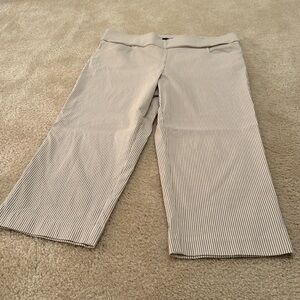 Ladies Large Capri Pull up Tan and Cream Striped Dress Pants Counterparts